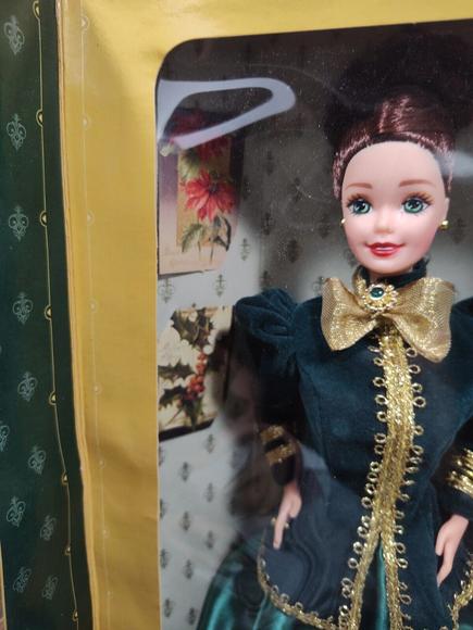Barbie Yuletide Romance Doll 15621 Hallmark Special Edition Mattel 1996 Holiday - Picture 10 of 10